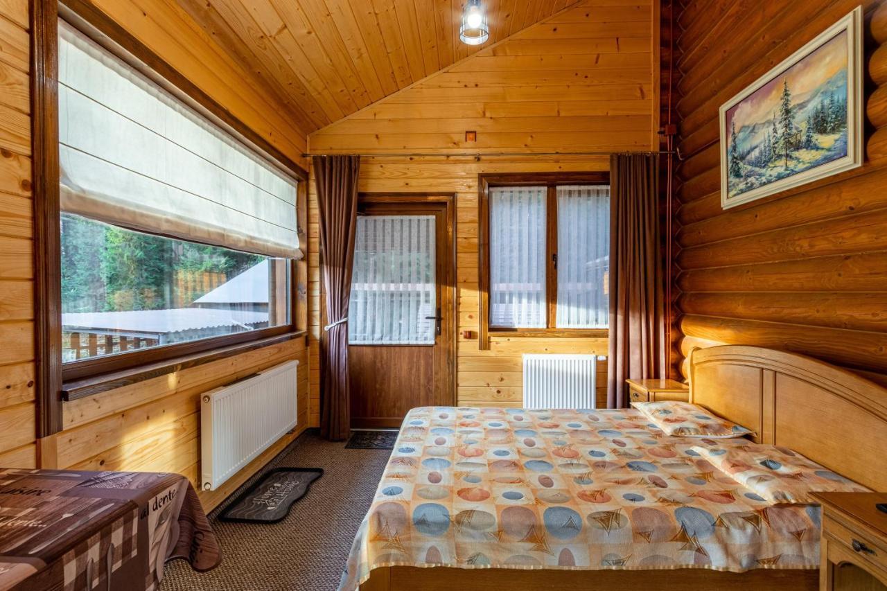 Arnika Hotel Bukovel Exteriör bild