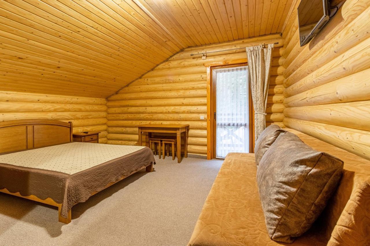 Arnika Hotel Bukovel Exteriör bild
