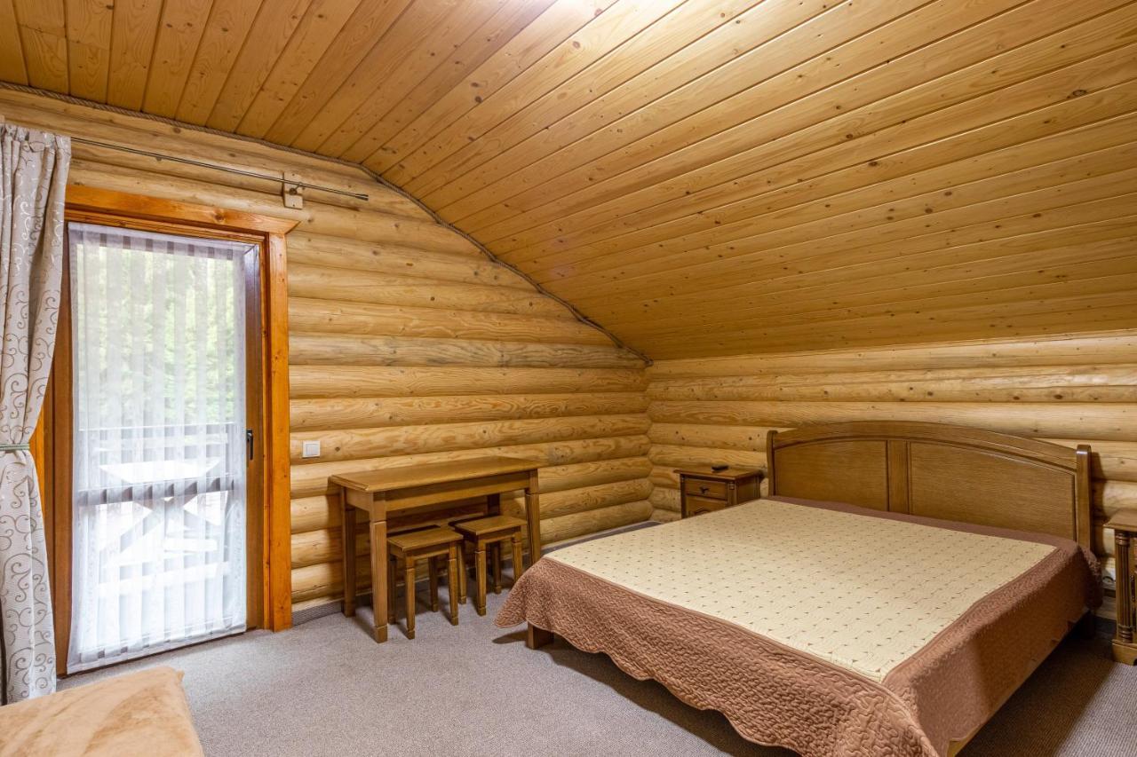 Arnika Hotel Bukovel Exteriör bild