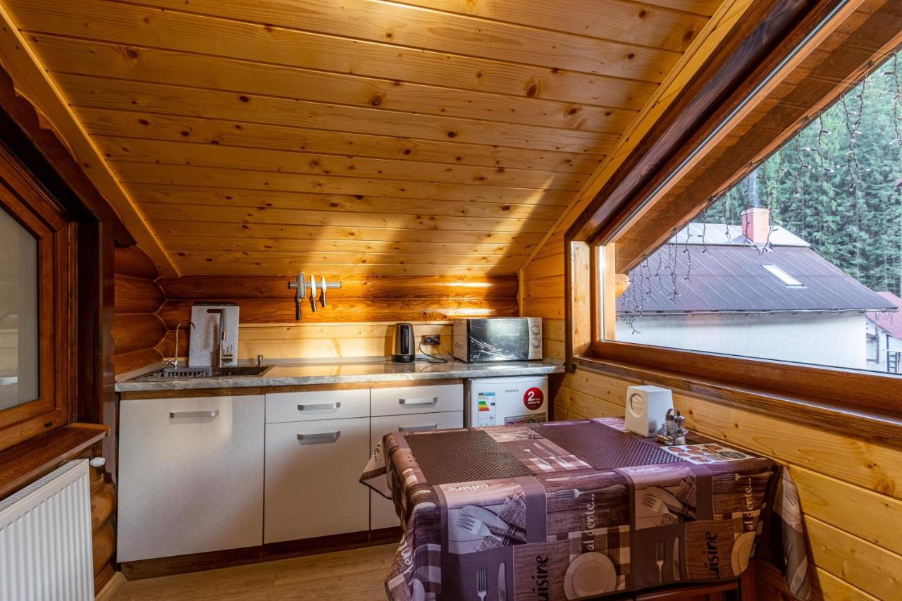 Arnika Hotel Bukovel Exteriör bild