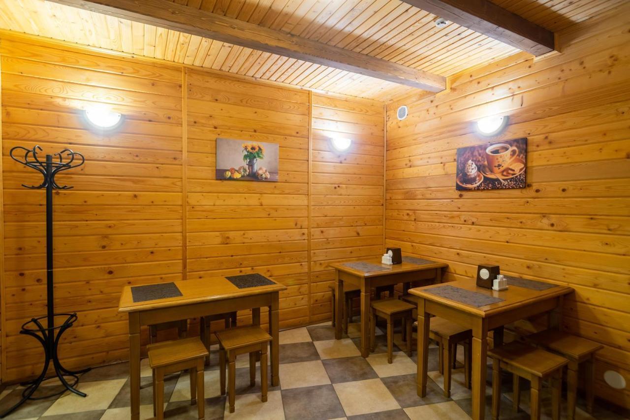 Arnika Hotel Bukovel Exteriör bild