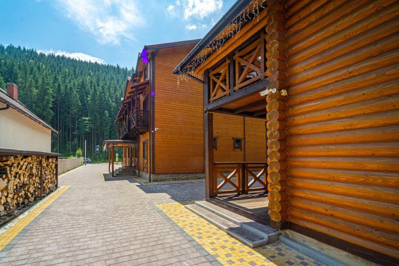 Arnika Hotel Bukovel Exteriör bild