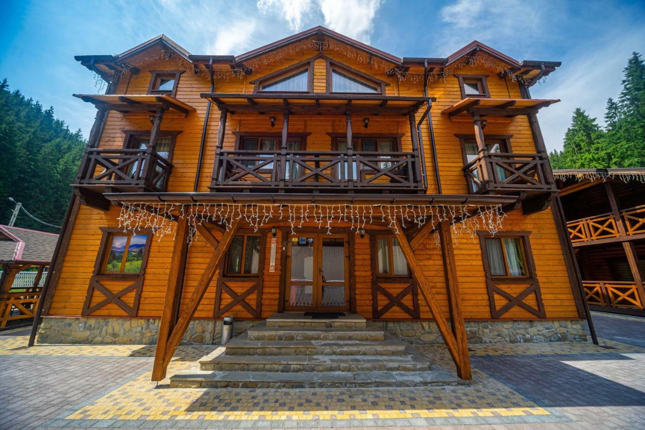 Arnika Hotel Bukovel Exteriör bild